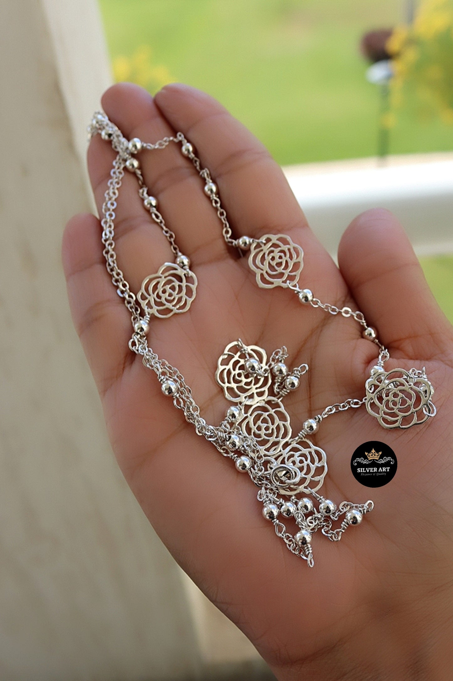 Rose Detail Long Necklace