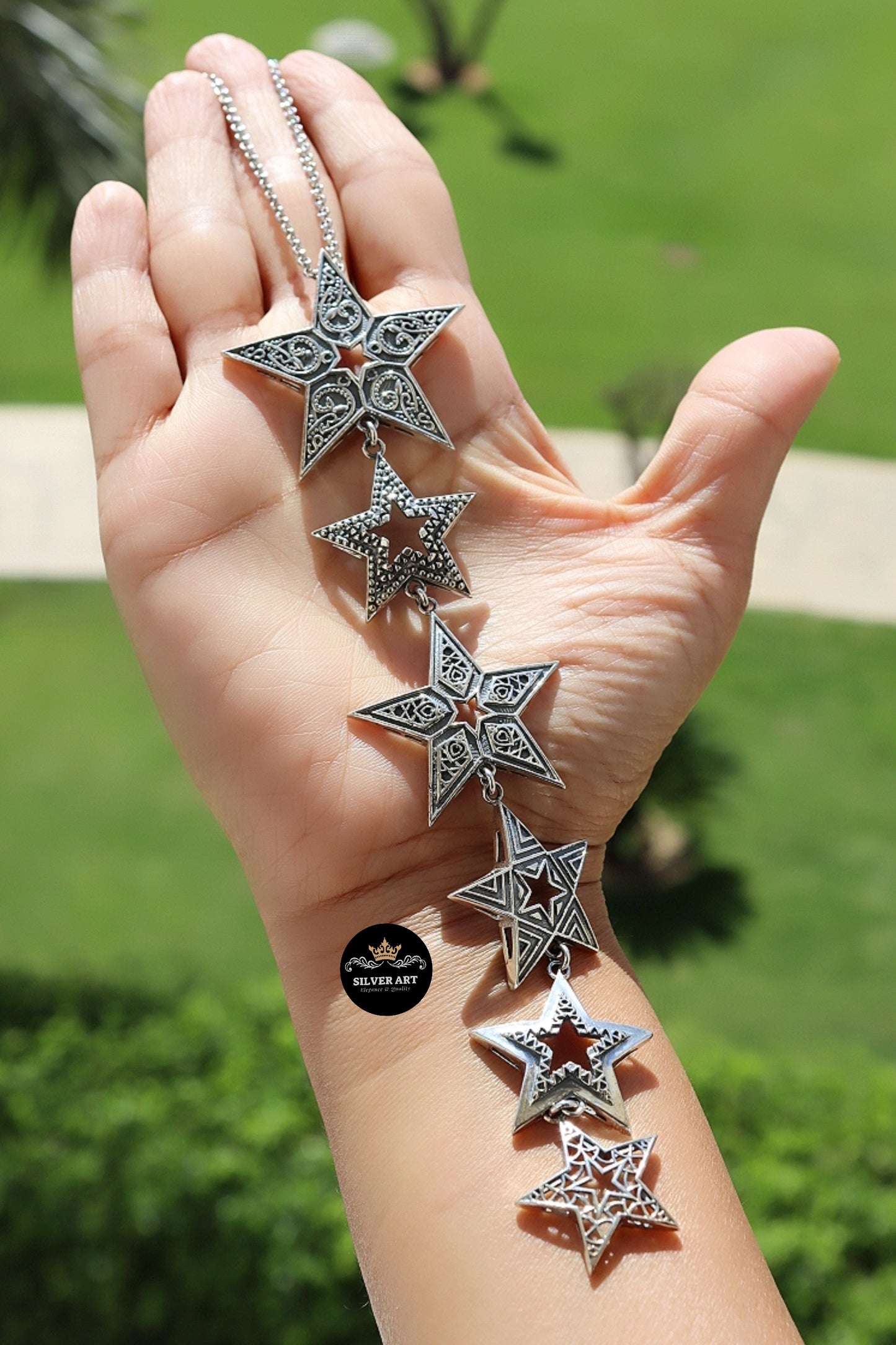Dangling Twinkle Star Necklace