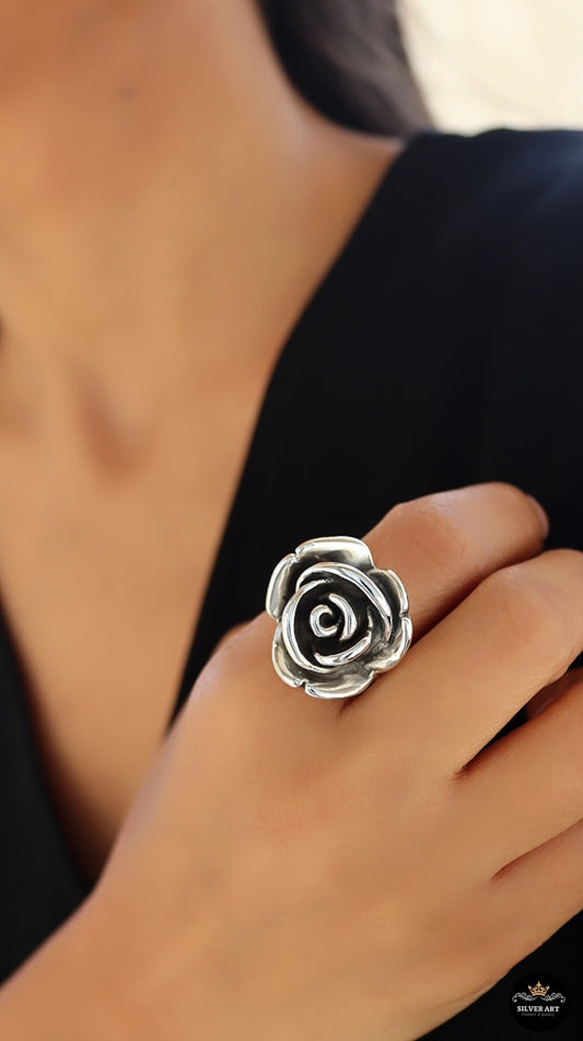 Vintage Thai Silver Ring Size 17