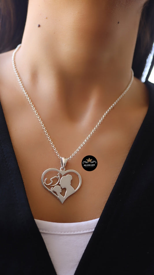 Necklace أمي