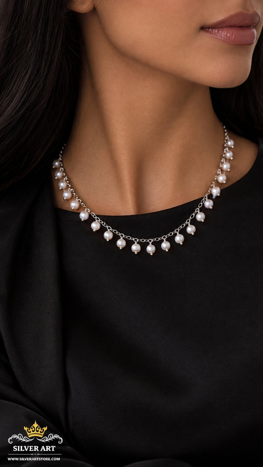 Dangling Pearls Necklace