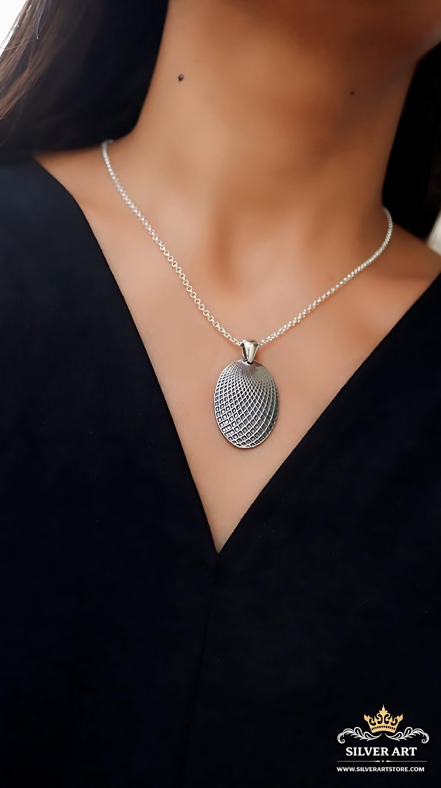 Oval Necklace