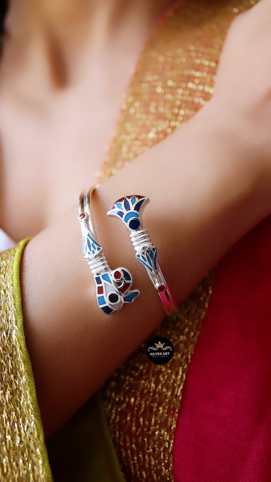Pharaonic Handcuff