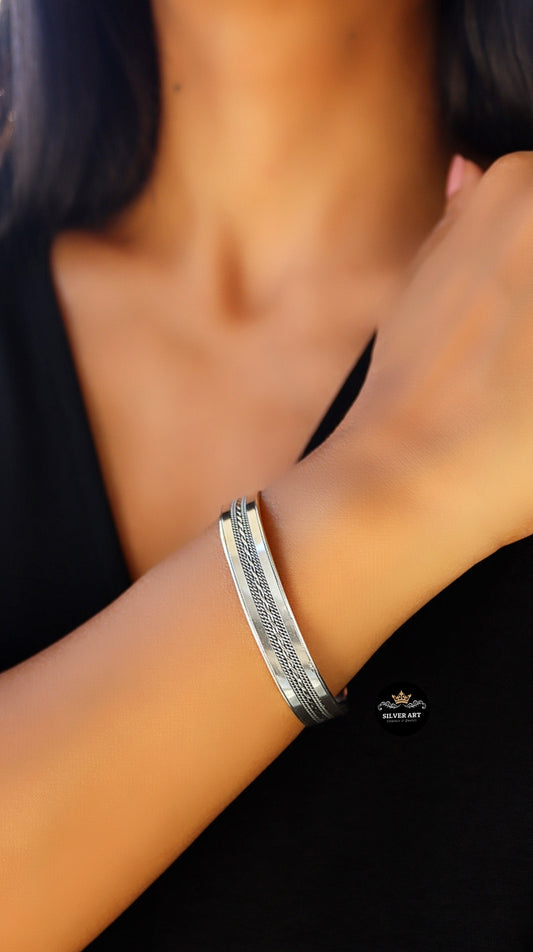 Open Pattern Bangle